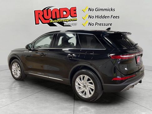 Used 2024 Lincoln Corsair AWD w/ Towing Package image 4