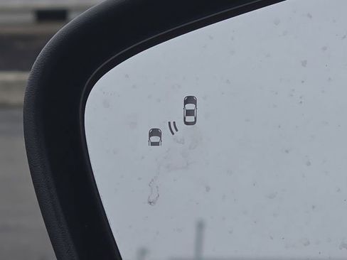 Used 2022 Ford Escape S image 9