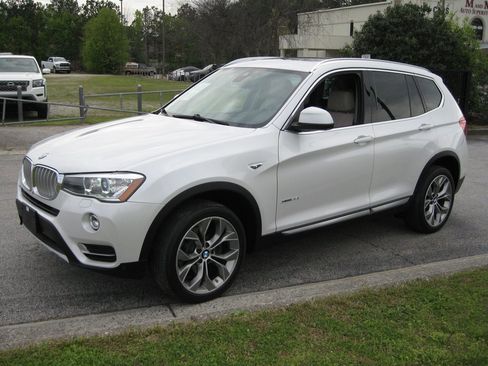 Used 2017 BMW X3 xDrive35i image 3