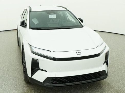 New 2026 Toyota C-HR AWD/4WD image 14