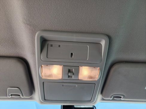 Used 2023 Nissan Titan S w/ S Utility Package image 23