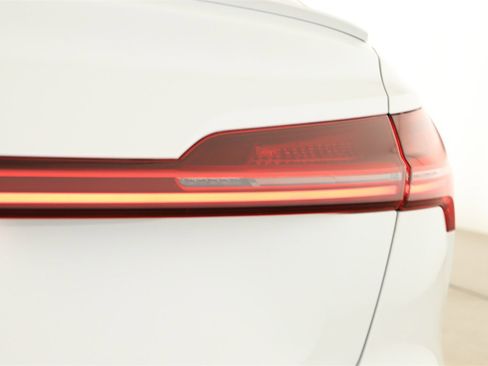 Used 2024 Audi Q8 e-tron Premium Plus w/ Premium Plus Package image 30