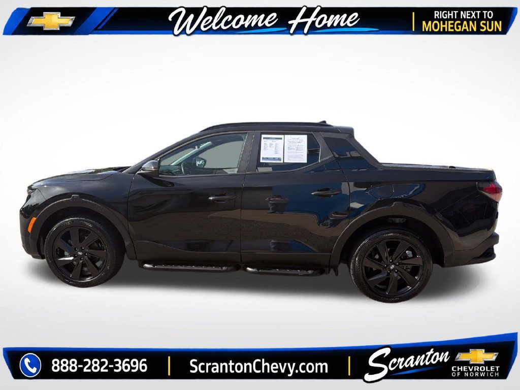 Used 2024 Hyundai Santa Cruz Night AWD/4WD image 2