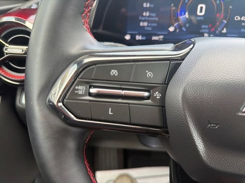 Certified 2025 Chevrolet Equinox RS w/ Safety and Technology Package AWD/4WD image 32