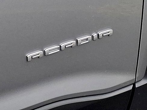 Used 2023 GMC Acadia SLE w/ Driver Convenience Package image 28