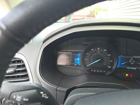 Certified 2024 Ford Edge SEL image 10