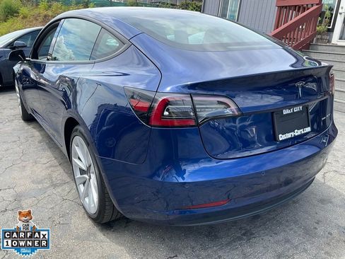 Used 2022 Tesla Model 3 Long Range AWD/4WD image 88