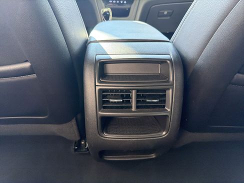 Used 2023 Cadillac XT5 Luxury image 21