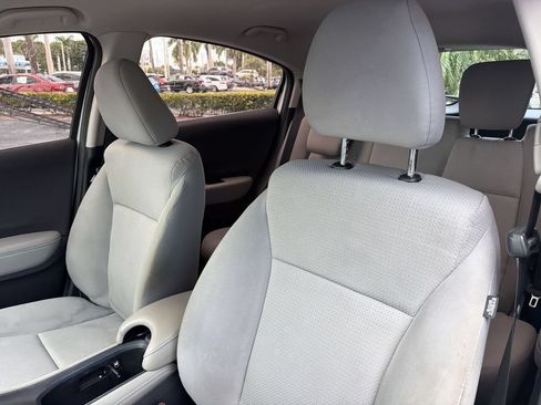 Certified 2021 Honda HR-V LX image 22