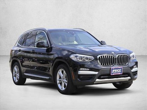 Used 2019 BMW X3 xDrive30i w/ Premium Package AWD/4WD image 3