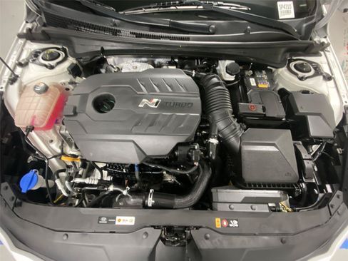 Used 2022 Hyundai Elantra N FWD image 22