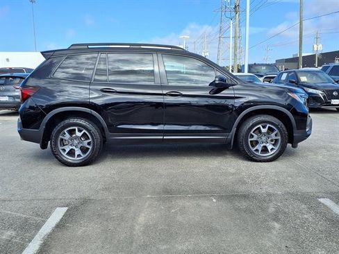 Used 2023 Honda Passport TrailSport image 25