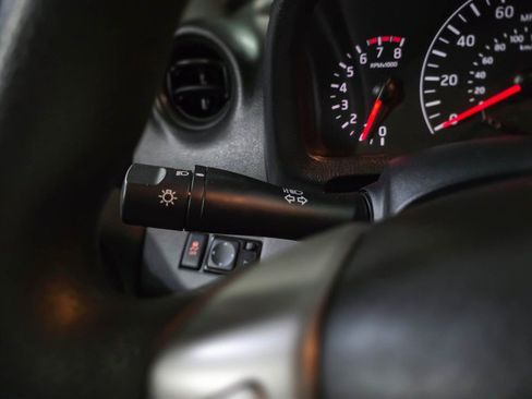 Used 2020 Nissan NV200 SV image 21