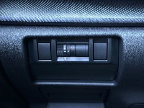 Used 2025 Subaru Crosstrek 2.5i Sport w/ Popular Package #4A image 29