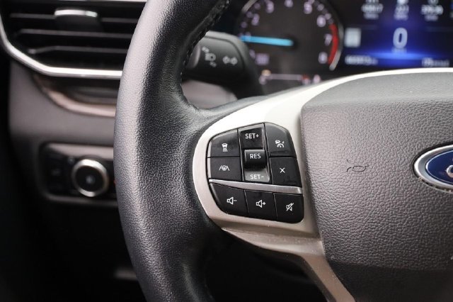 Used 2023 Ford Explorer Limited AWD/4WD image 13