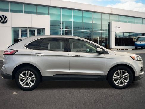 Used 2019 Ford Edge SEL w/ Convenience Package AWD/4WD image 4