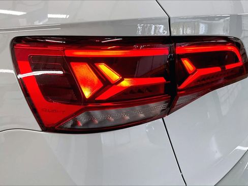 Used 2024 Volkswagen Taos S image 31