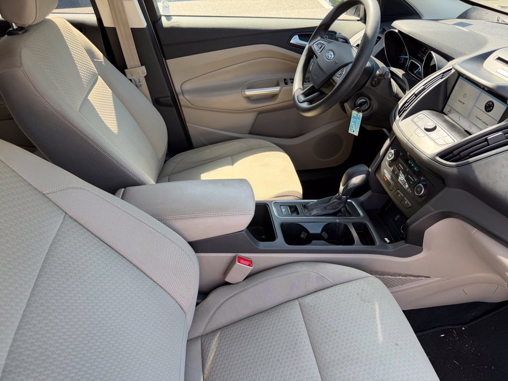 Used 2018 Ford Escape SE w/ SE Sync 3 Package FWD image 14