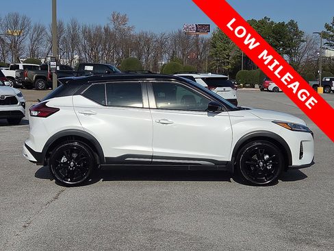 Used 2024 Nissan Kicks SR image 6
