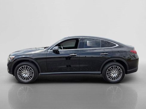 Certified 2025 Mercedes-Benz GLC 300 4MATIC image 2