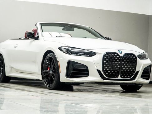 Used 2024 BMW M440i Convertible w/ Premium Package RWD image 4