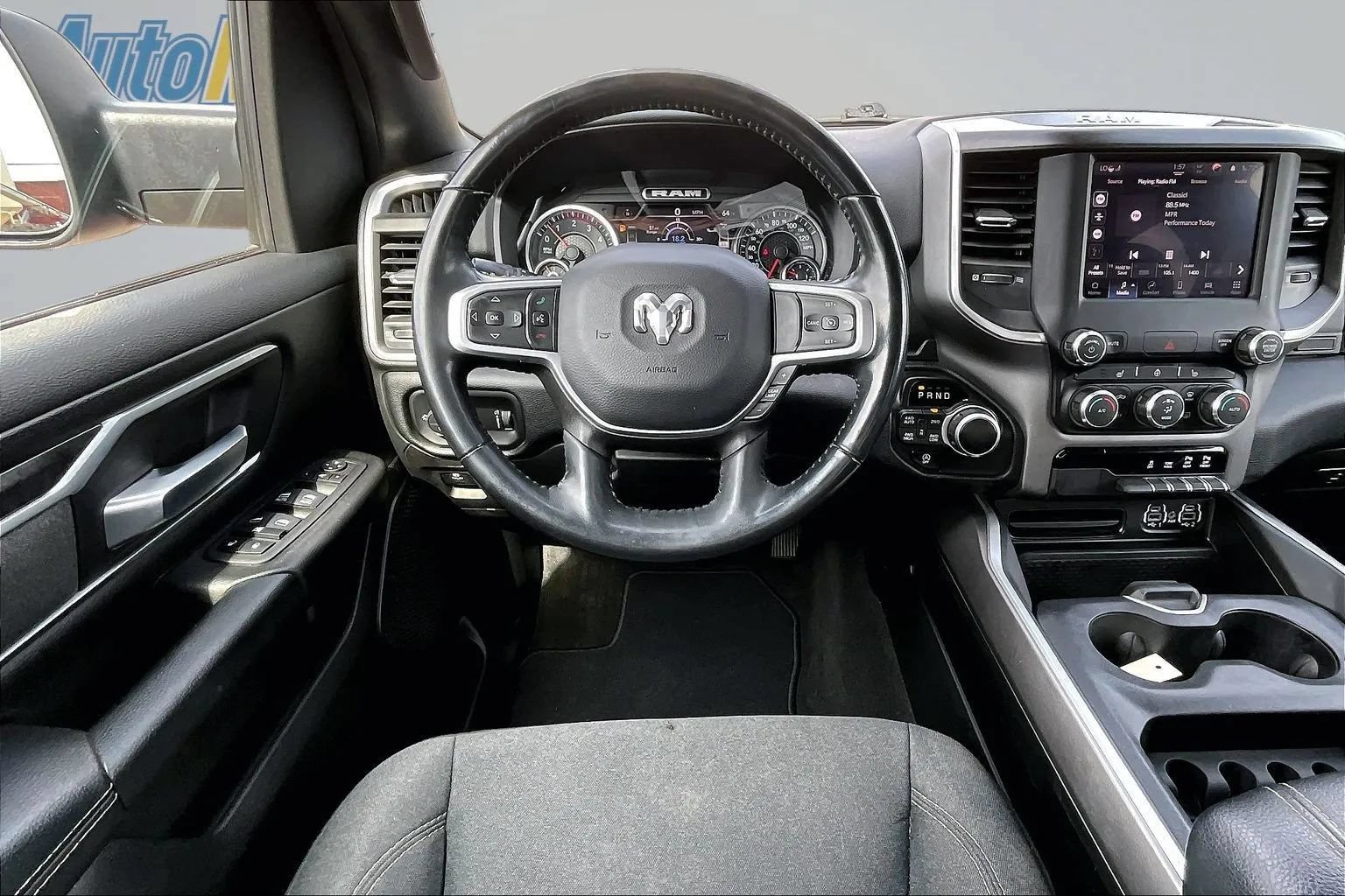 Used 2022 RAM 1500 Big Horn AWD/4WD image 9