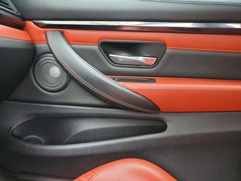 Used 2015 BMW M4 Coupe RWD image 26