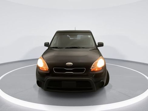 Used 2013 Kia Soul FWD image 9