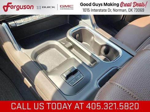 New 2026 GMC Sierra 2500 Denali w/ Denali Reserve Package AWD/4WD image 33