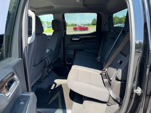 Used 2024 GMC Sierra 1500 Elevation AWD/4WD image 10