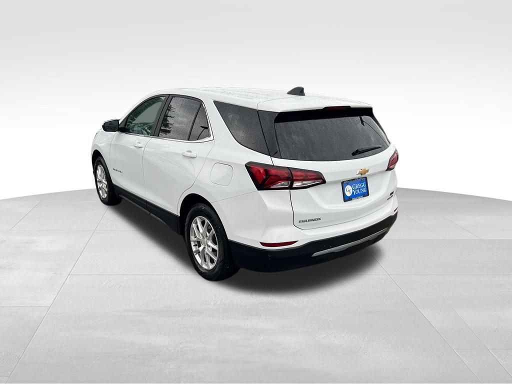Used 2024 Chevrolet Equinox LT AWD/4WD image 4