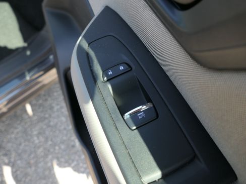 Used 2026 Subaru Forester Premium AWD/4WD image 24