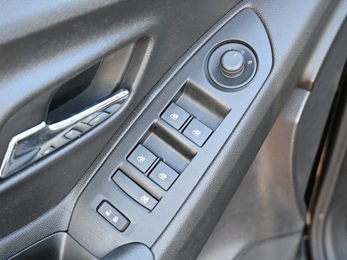 Used 2019 Chevrolet Trax LS FWD image 15