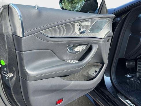 Used 2019 Mercedes-Benz AMG GT 63 image 40