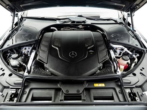 Used 2024 Mercedes-Benz Maybach S 580 4MATIC image 63