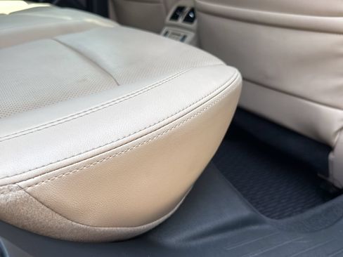 Used 2018 Subaru Outback 2.5i Limited AWD/4WD image 26