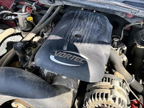 Used 2005 Chevrolet Avalanche Z71 w/ Sun And Sound Package AWD/4WD image 33