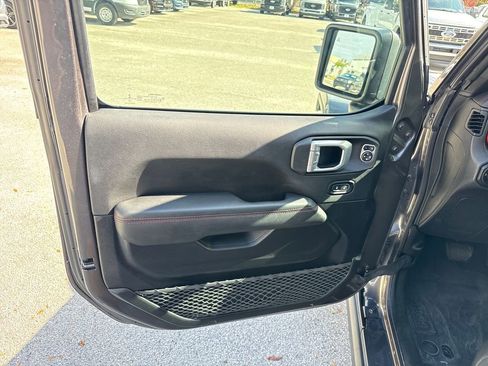 Used 2021 Jeep Wrangler Unlimited Rubicon image 12