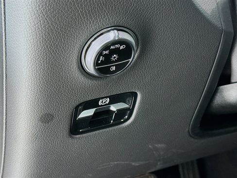 Certified 2023 Mercedes-Benz GLC 300 4MATIC image 11