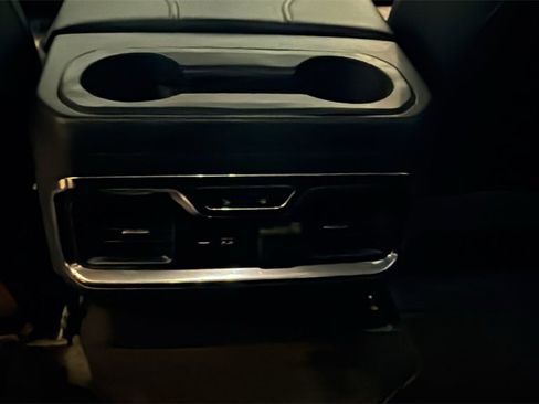 Used 2020 GMC Sierra 1500 SLT w/ SLT Premium Plus Package image 21