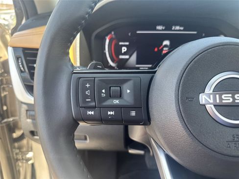 Used 2023 Nissan Rogue Platinum w/ Platinum Premium Package FWD image 21