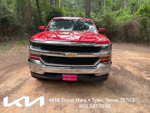Used 2018 Chevrolet Silverado 1500 LT RWD image 2