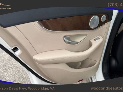 Used 2016 Mercedes-Benz C 300 4MATIC Sedan image 12