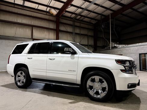 Used 2016 Chevrolet Tahoe LTZ RWD image 3