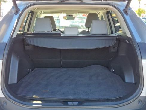 Used 2021 Toyota RAV4 XLE Premium image 6