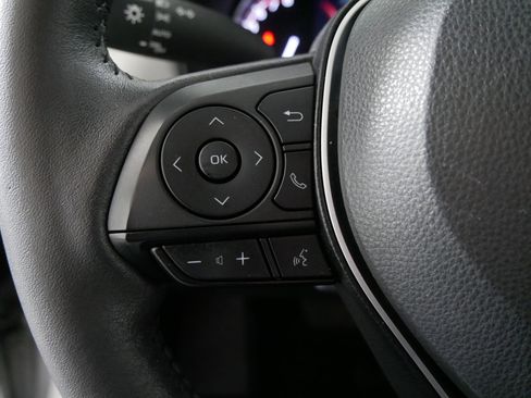 Used 2023 Toyota RAV4 XLE image 27