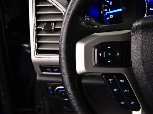 Used 2017 Ford F250 Lariat w/ Lariat Ultimate Package image 20