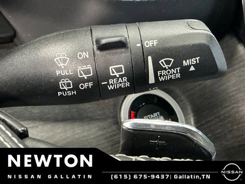 Used 2022 Jeep Grand Cherokee L Overland w/ Advanced Protech Group III AWD/4WD image 91