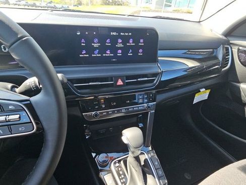 New 2026 Kia Seltos S AWD/4WD image 11