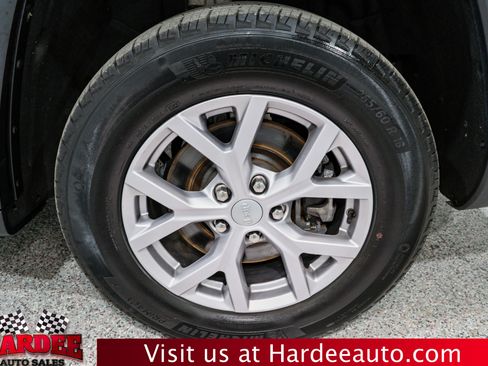 Used 2022 Jeep Grand Cherokee L Limited image 10